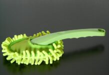 Jak odkurzyć auto bez odkurzacza? Jak odkurzyć auto bez odkurzacza?