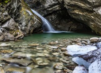 Co najpierw rynny czy blacha? Co najpierw rynny czy blacha?