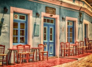 Czy drzwi ewakuacyjne muszą mieć samozamykacz? Czy drzwi ewakuacyjne muszą mieć samozamykacz?